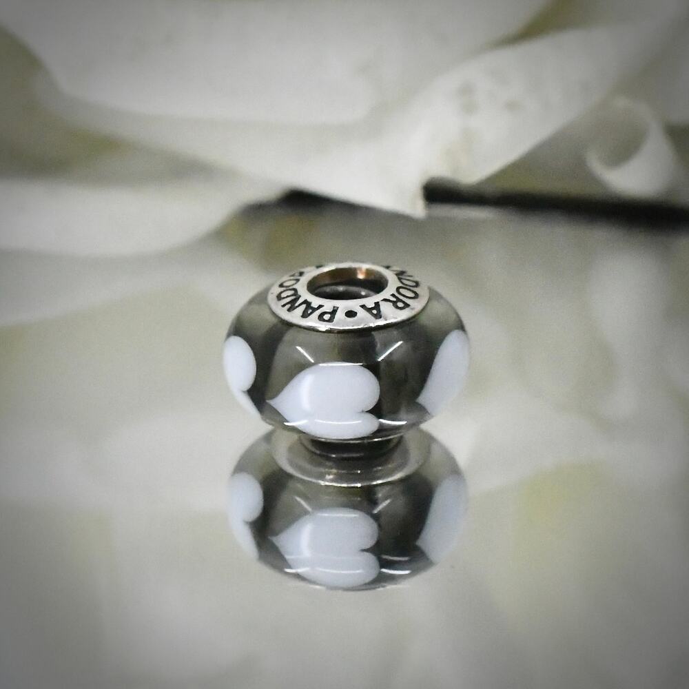 Authentic Pandora 790666 Ice Love White Hearts Murano Glass Charm 925 Silver